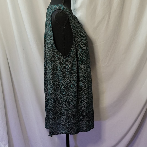 🦋Women's Apt 9 blouse - Picture 2 of 5